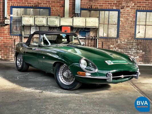 Jaguar E-Type Convertible 4.2 zes-in-lijn, YG-17-VR