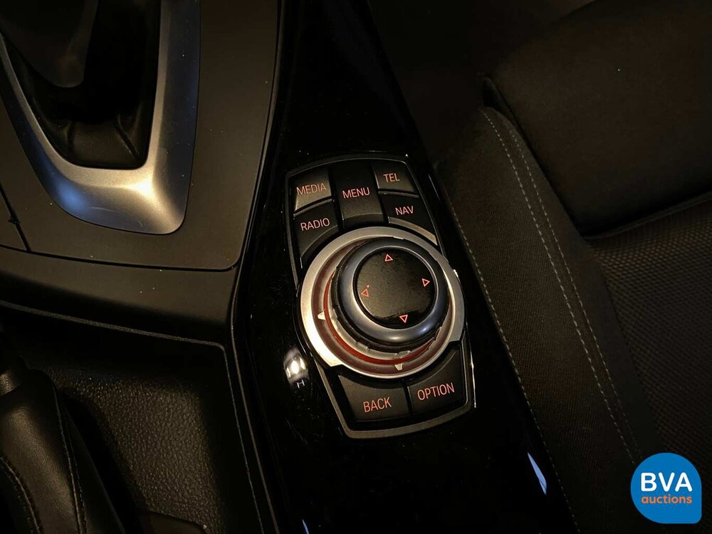 BMW 120i High Executive Facelift 184pk 1-Serie 2016, H-310-TN