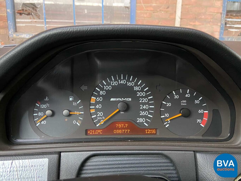 Mercedes-Benz E55 AMG 5.5 V8 354pk Youngtimer 1999