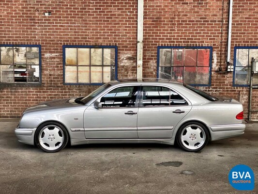 Mercedes-Benz E55 AMG 5.5 V8 354pk Youngtimer 1999