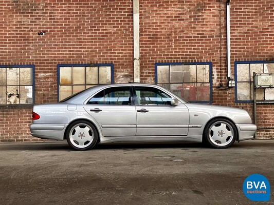 Mercedes-Benz E55 AMG 5.5 V8 354pk Youngtimer 1999