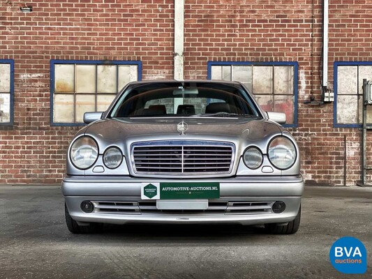 Mercedes-Benz E55 AMG 5.5 V8 354pk Youngtimer 1999