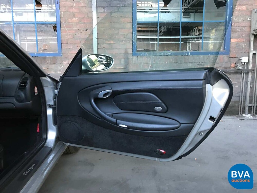 Porsche 911 Targa 3.6 320pk 2002