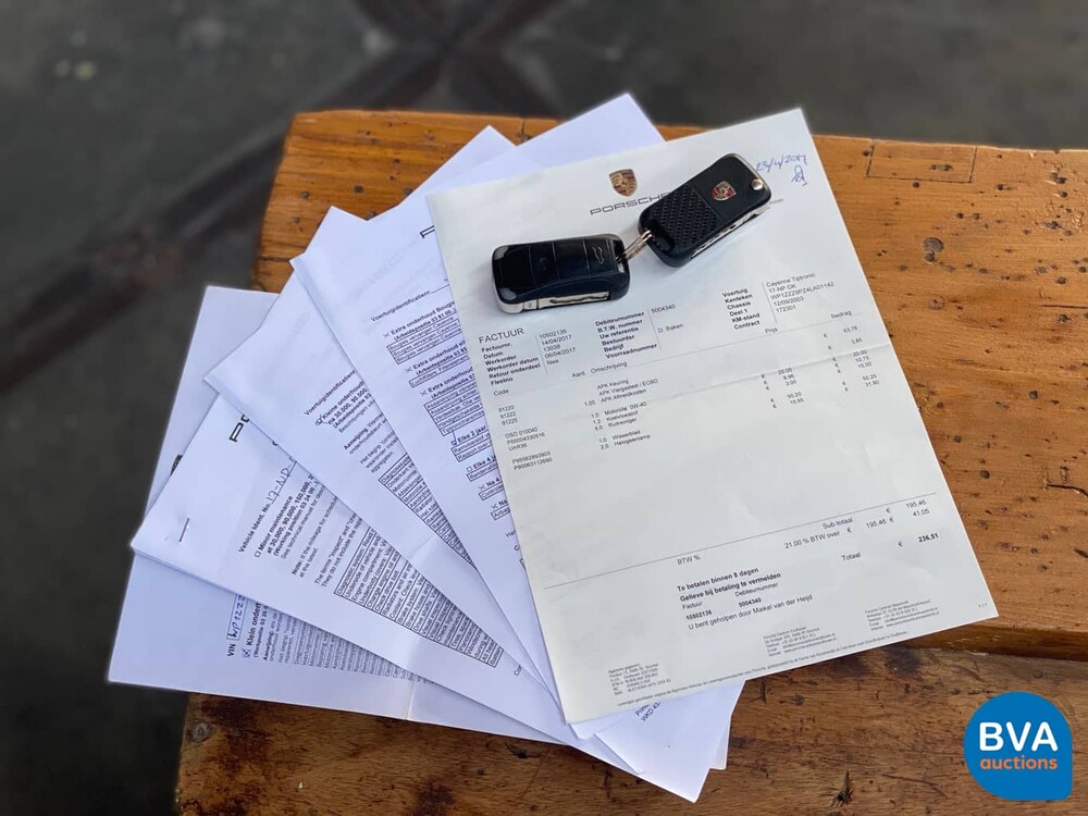 Porsche Cayenne 3.2 S 250pk -Orgineel NL- 2004, 17-NP-DK