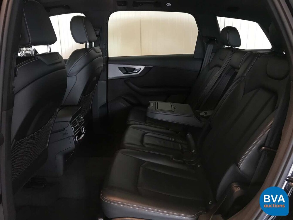 Audi Q7 3.0 TDI Quattro 7-Sitzer 272 PS 2015, HD-633-H.