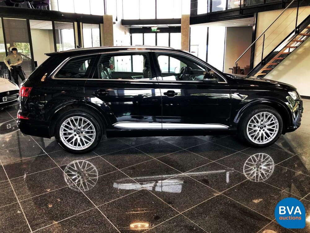 Audi Q7 3.0 TDI Quattro 7-Sitzer 272 PS 2015, HD-633-H.