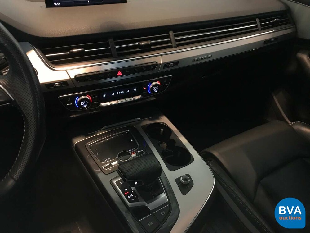 Audi Q7 3.0 TDI Quattro 7-Sitzer 272 PS 2015, HD-633-H.