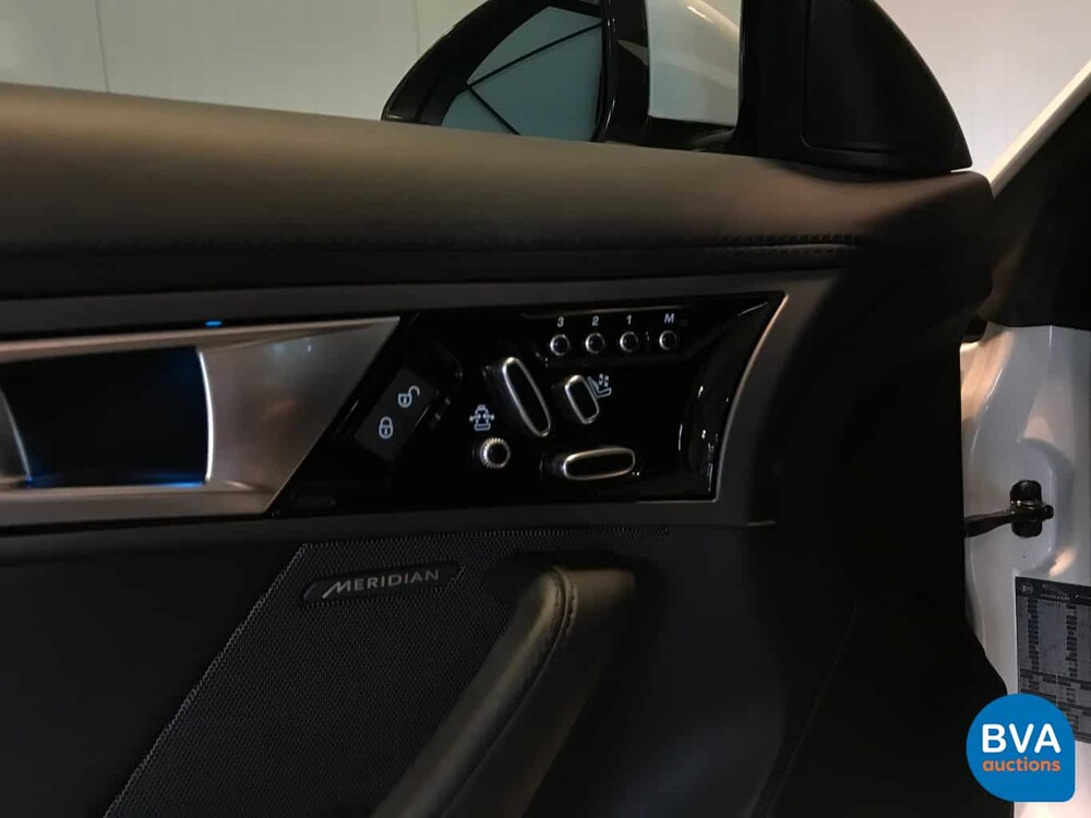 Jaguar F-Typ 3.0 V6 Coupé 340 PS 2017 Original NL, PD-713-N.