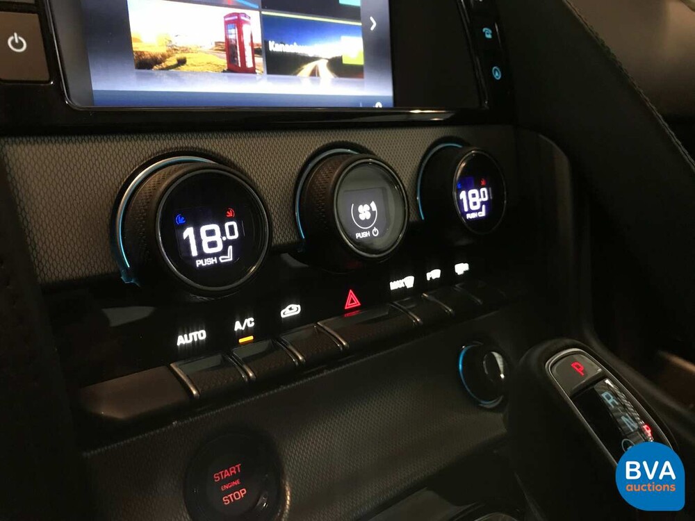 Jaguar F-Typ 3.0 V6 Coupé 340 PS 2017 Original NL, PD-713-N.