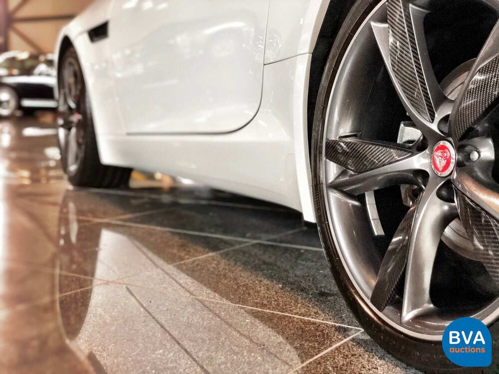 Jaguar F-Typ 3.0 V6 Coupé 340 PS 2017 Original NL, PD-713-N.