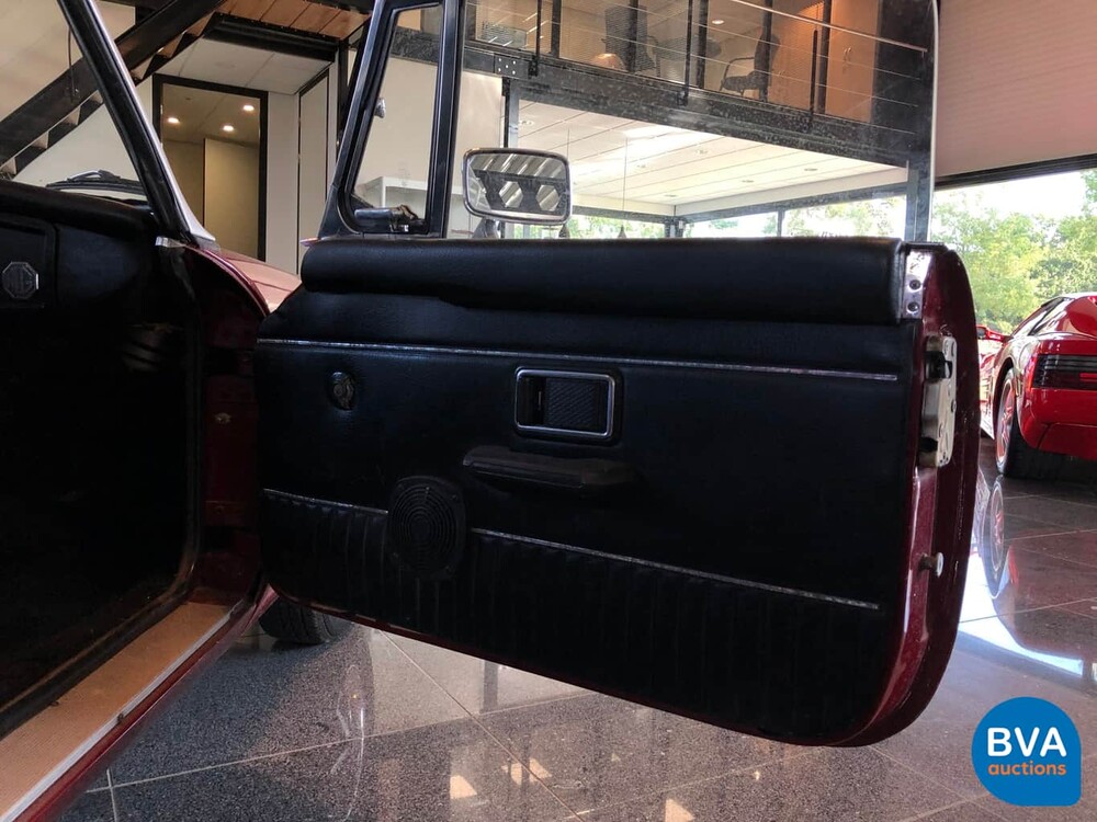 MG B Tourner 1.8 USA 1976, JB-SP-82.