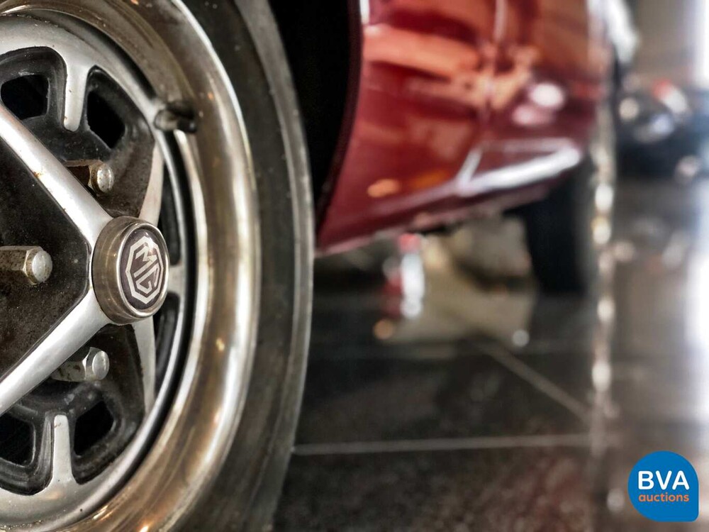 MG B Tourner 1.8 USA 1976, JB-SP-82.