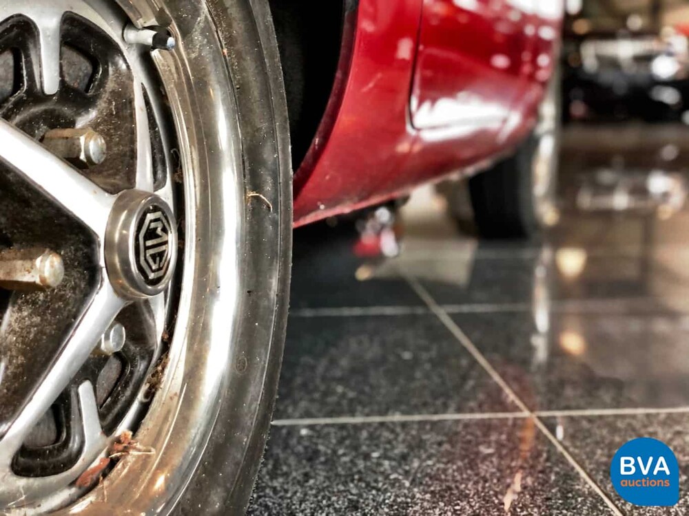 MG B Tourner 1.8 USA 1976, JB-SP-82.