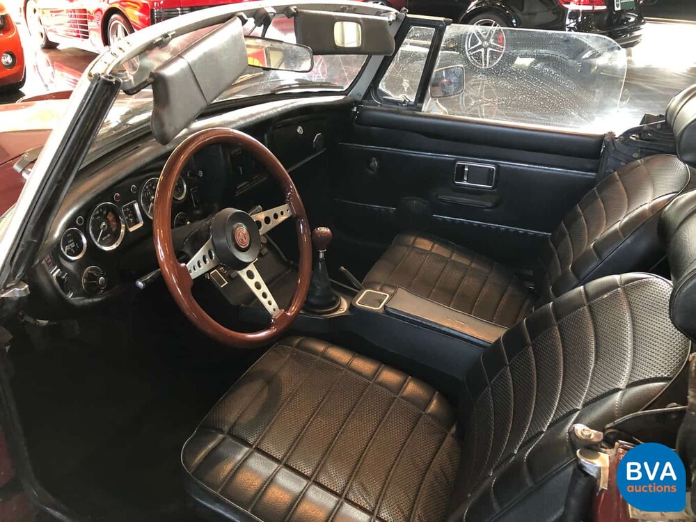 MG B Tourner 1.8 USA 1976, JB-SP-82.