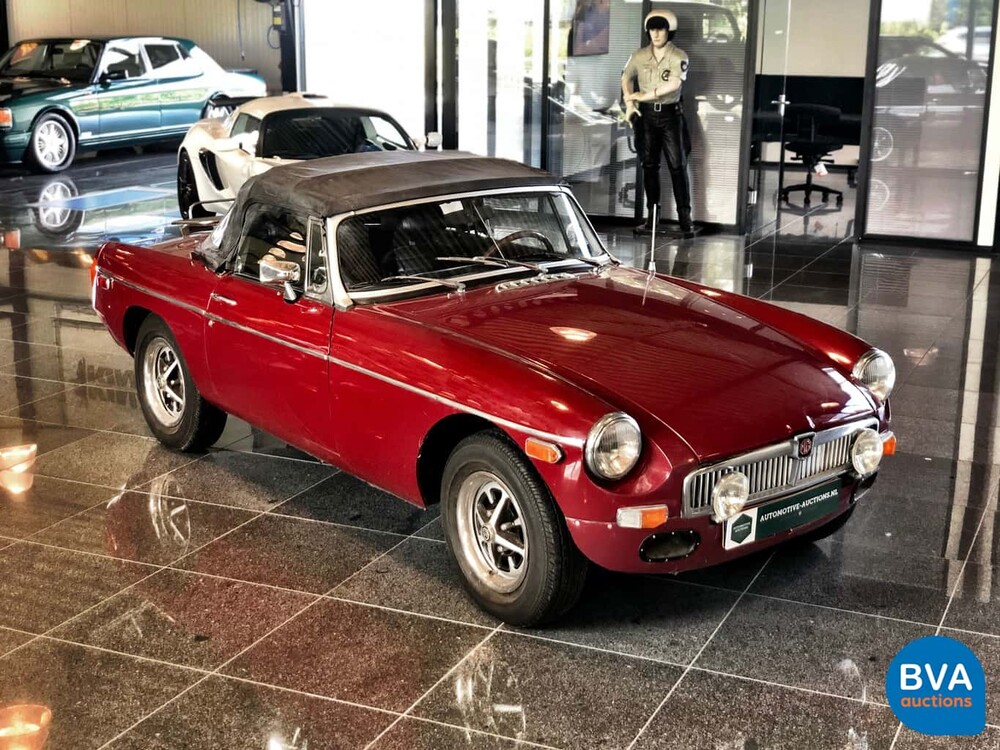 MG B Tourner 1.8 USA 1976, JB-SP-82.
