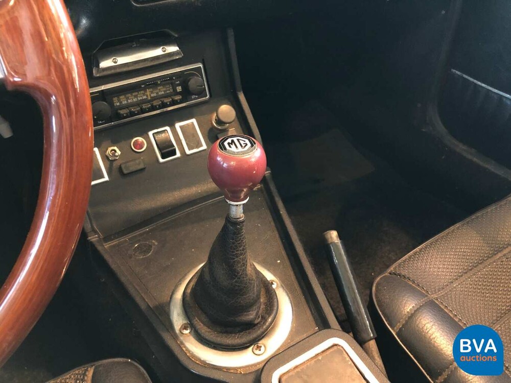 MG B Tourner 1.8 USA 1976, JB-SP-82.