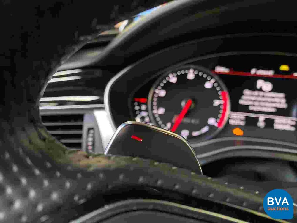 Audi RS6 Avant 560pk Dynamic+ Quattro 4.0TFSI CARBON, JF-530-N