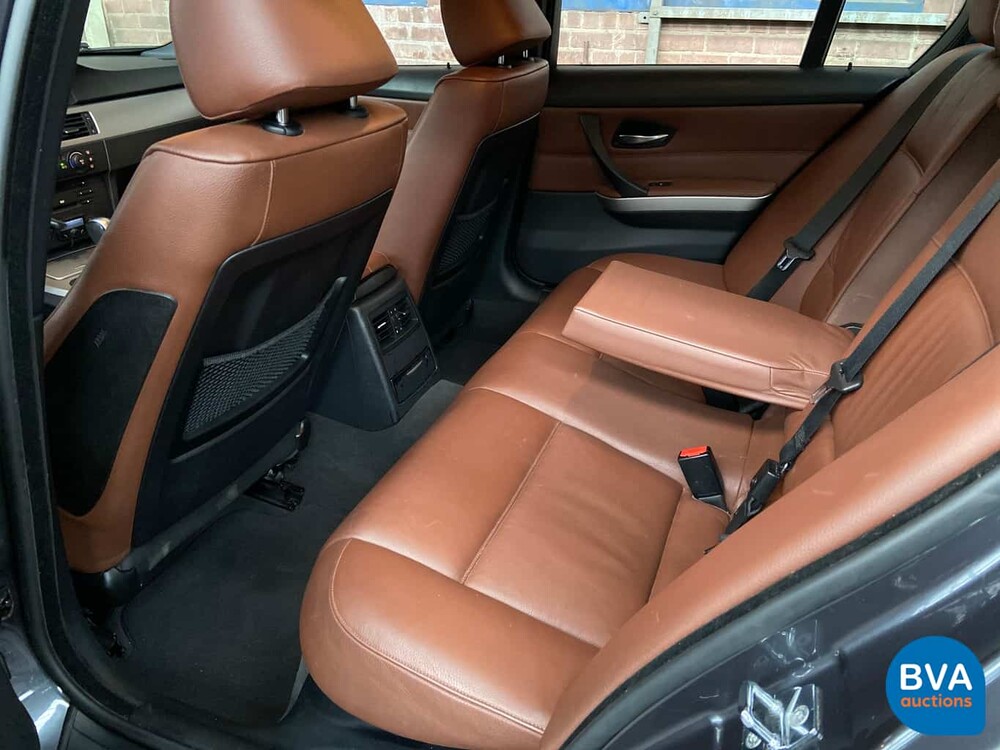 BMW 3-Serie 320I Graphite 150pk Steptronic6 -Org. NL-, 93-TF-TJ