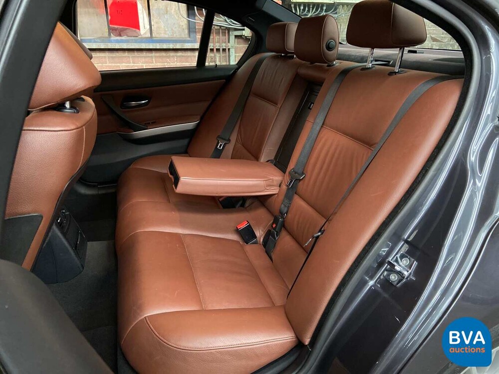 BMW 3-Serie 320I Graphite 150pk Steptronic6 -Org. NL-, 93-TF-TJ