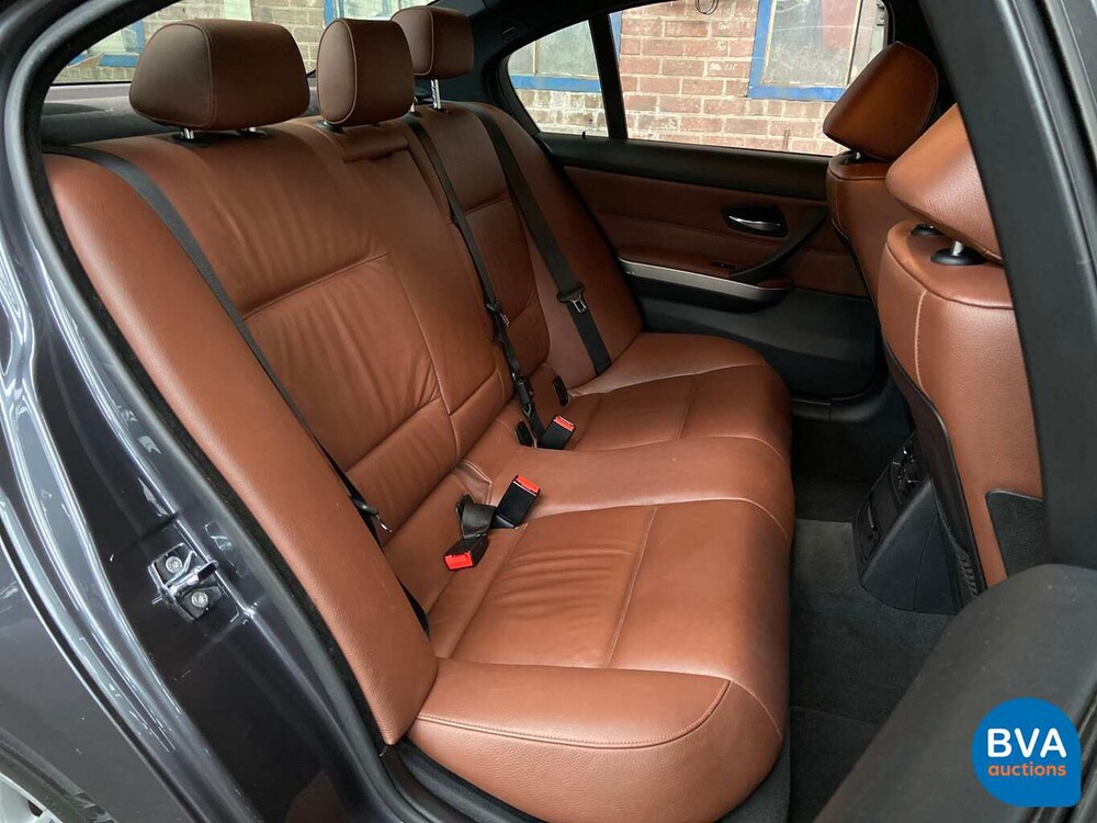 BMW 3-Serie 320I Graphite 150pk Steptronic6 -Org. NL-, 93-TF-TJ