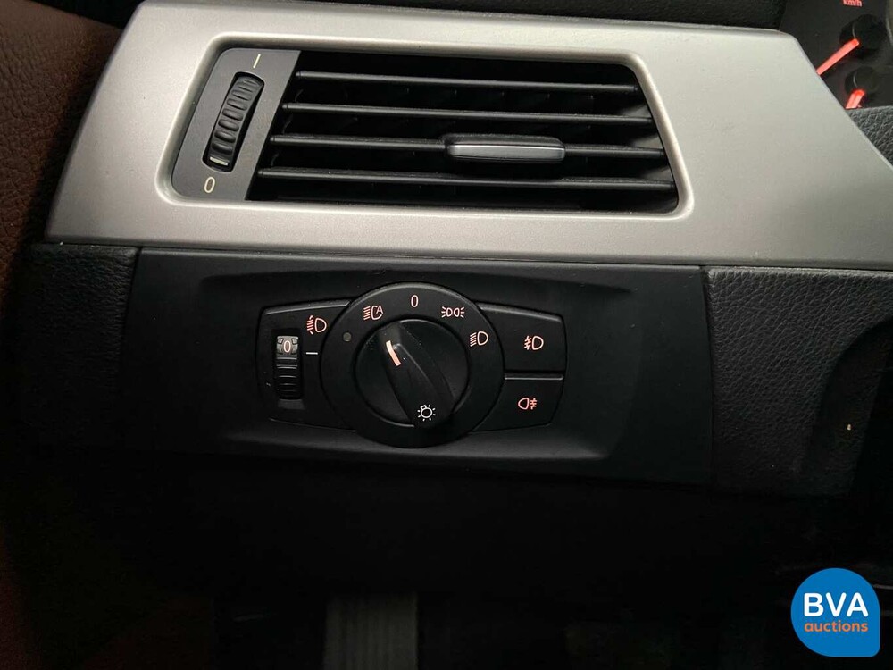 BMW 3-Serie 320I Graphite 150pk Steptronic6 -Org. NL-, 93-TF-TJ