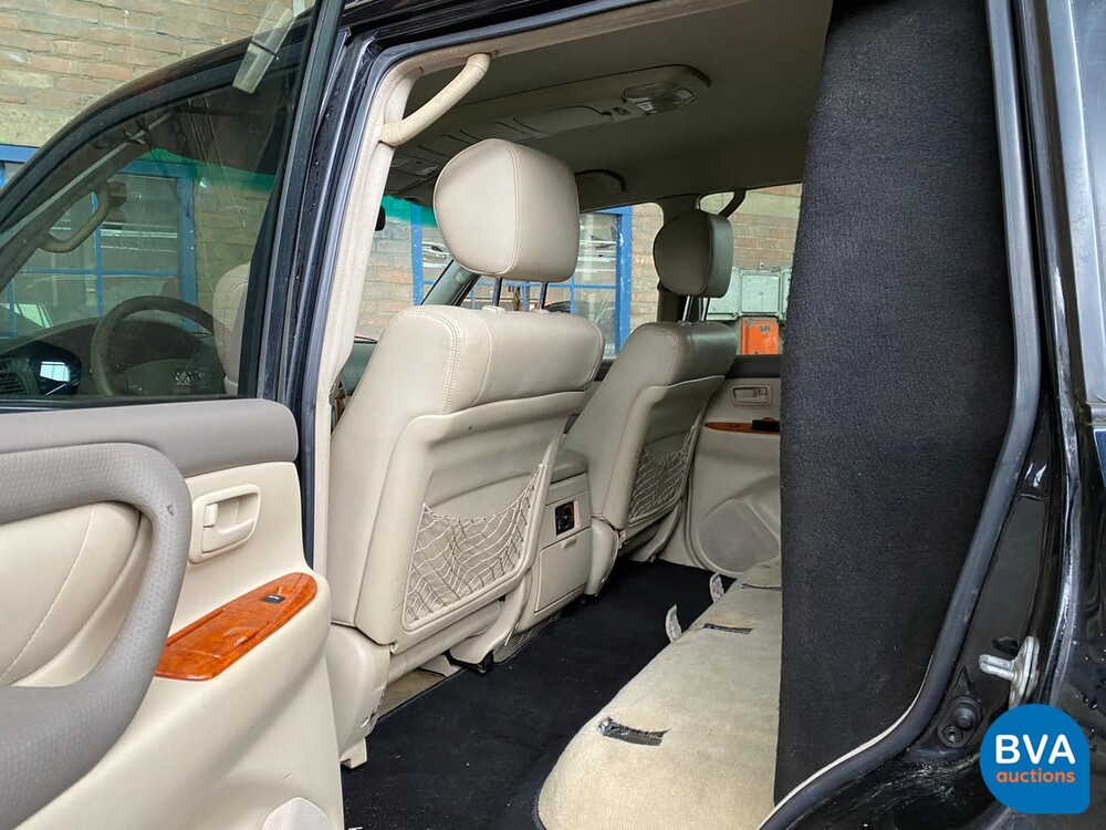 Toyota Land Cruiser 100 4.2 D 204pk Grijs Kenteken 2005, V-321-FN