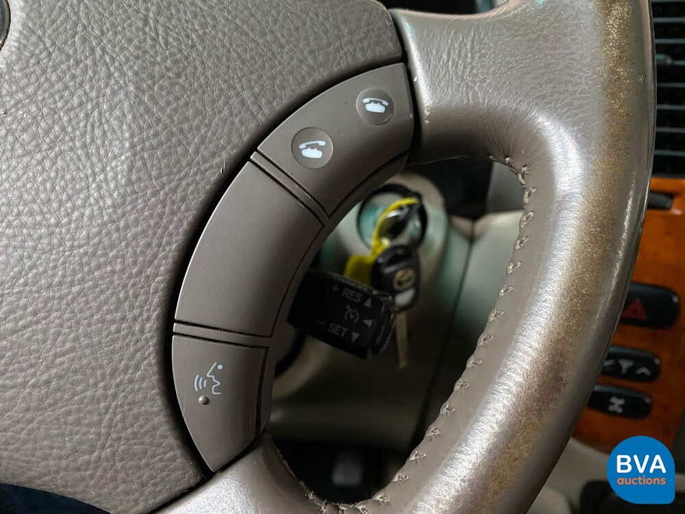 Toyota Land Cruiser 100 4.2 D 204pk Grijs Kenteken 2005, V-321-FN