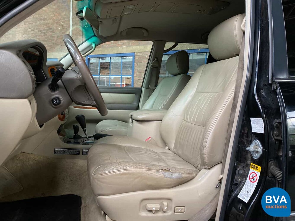 Toyota Land Cruiser 100 4.2 D 204pk Grijs Kenteken 2005, V-321-FN