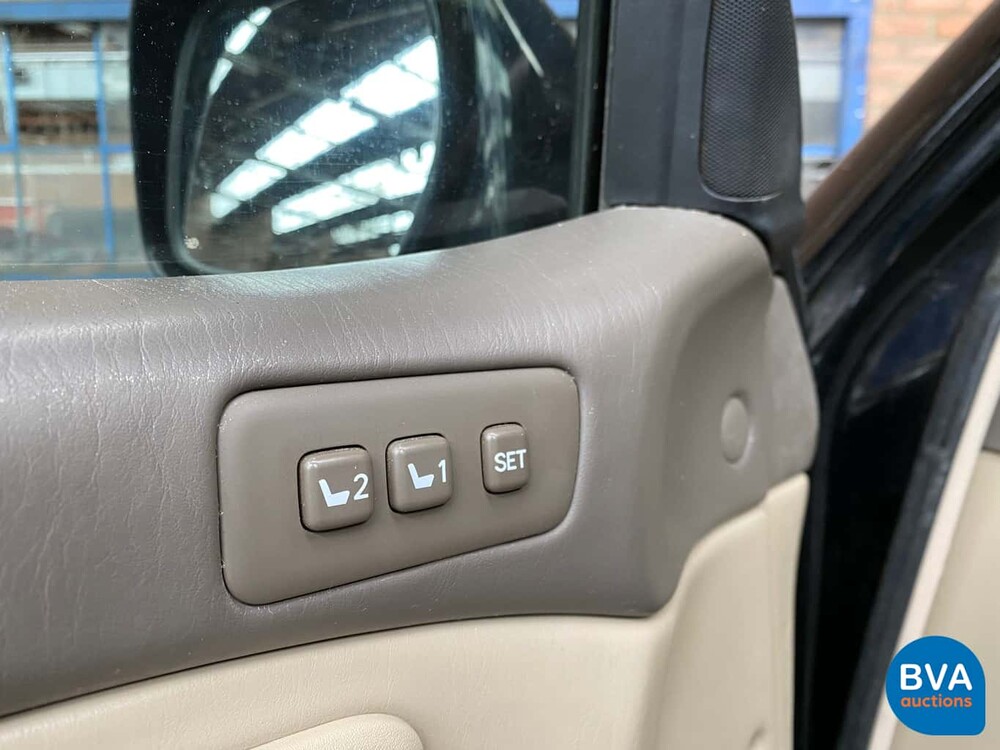 Toyota Land Cruiser 100 4.2 D 204pk Grijs Kenteken 2005, V-321-FN