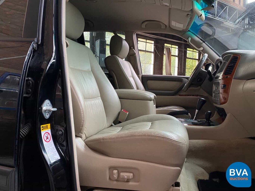 Toyota Land Cruiser 100 4.2 D 204pk Grijs Kenteken 2005, V-321-FN