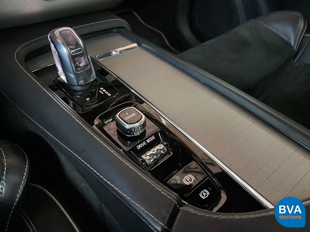 Volvo XC90 T8 Plug-in Hybrid R-Design 408pk 7-persoons 2016, KX-037-X