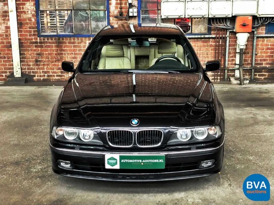 BMW Alpina B10 3.3 Limousine Facelift E39 Original NL 2003, NL Registrierung.