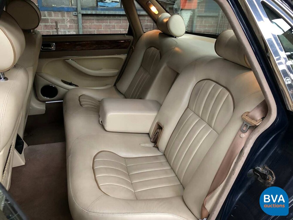 Jaguar Sovereign 4.0 241pk Origineel NL 1996, PJ-SN-04