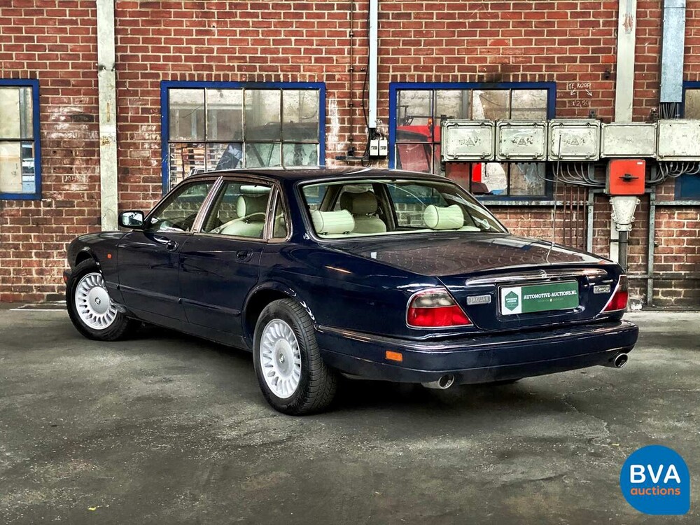 Jaguar Sovereign 4.0 241pk Origineel NL 1996, PJ-SN-04