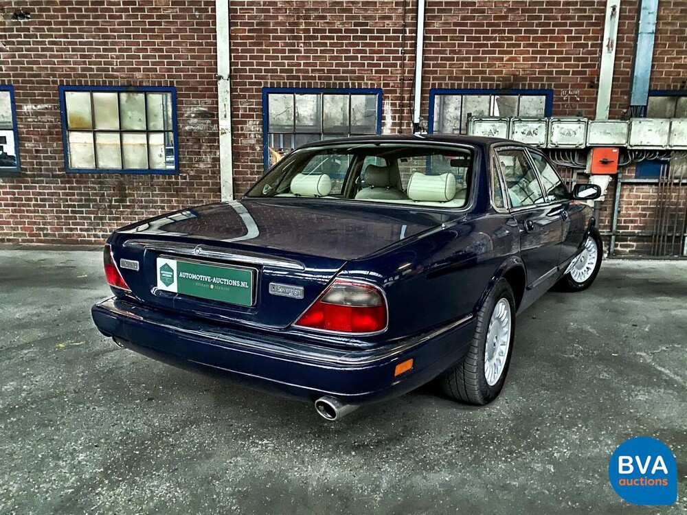 Jaguar Sovereign 4.0 241pk Origineel NL 1996, PJ-SN-04