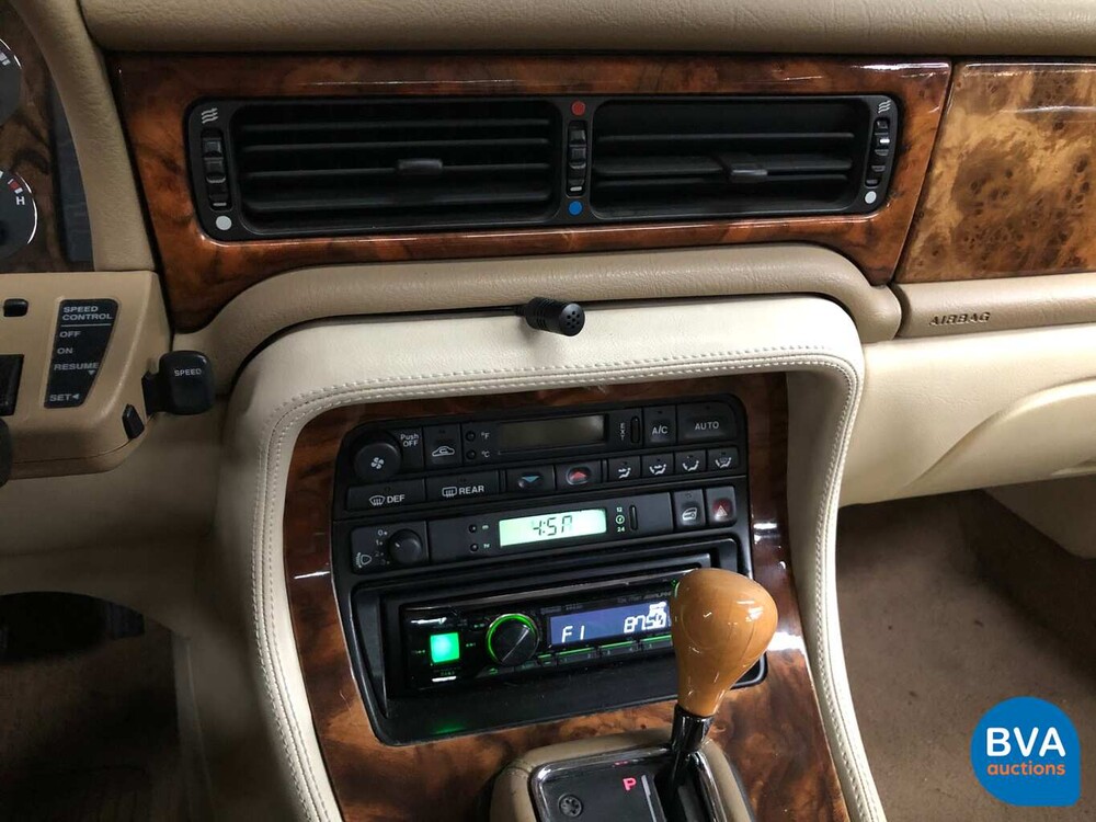 Jaguar Sovereign 4.0 241pk Origineel NL 1996, PJ-SN-04