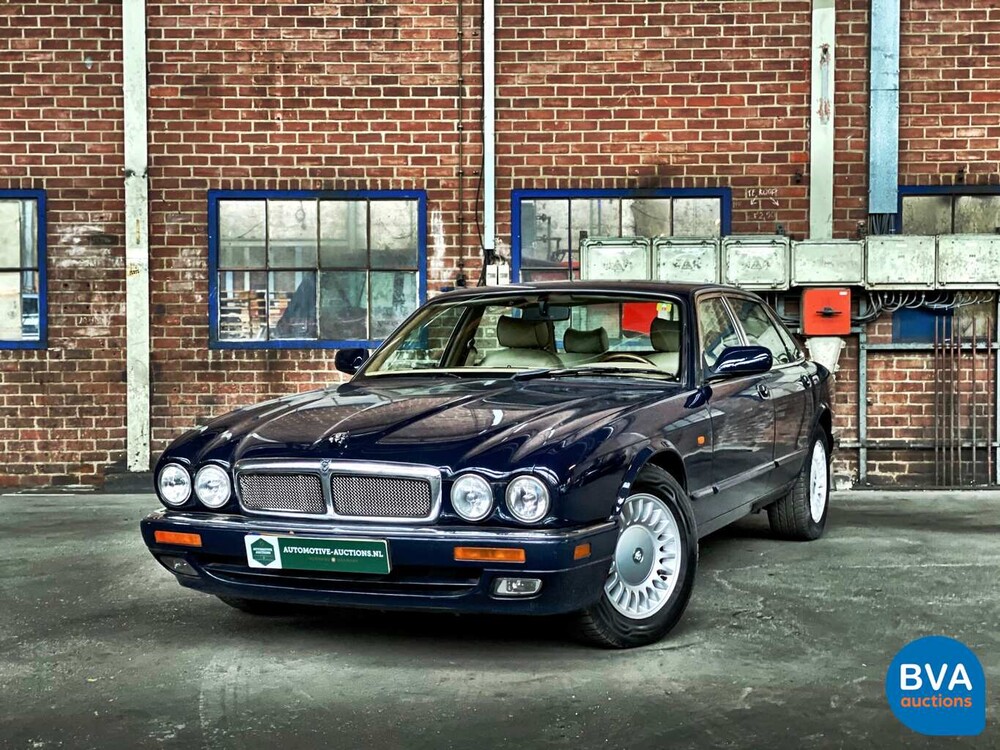 Jaguar Sovereign 4.0 241pk Origineel NL 1996, PJ-SN-04