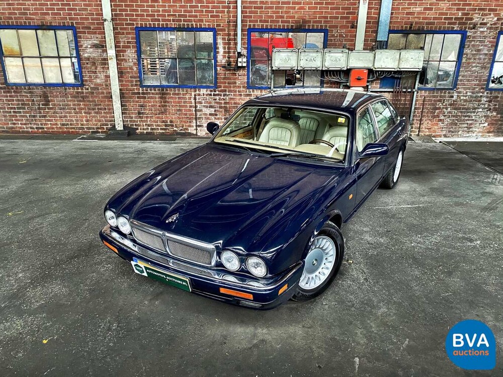 Jaguar Sovereign 4.0 241pk Origineel NL 1996, PJ-SN-04