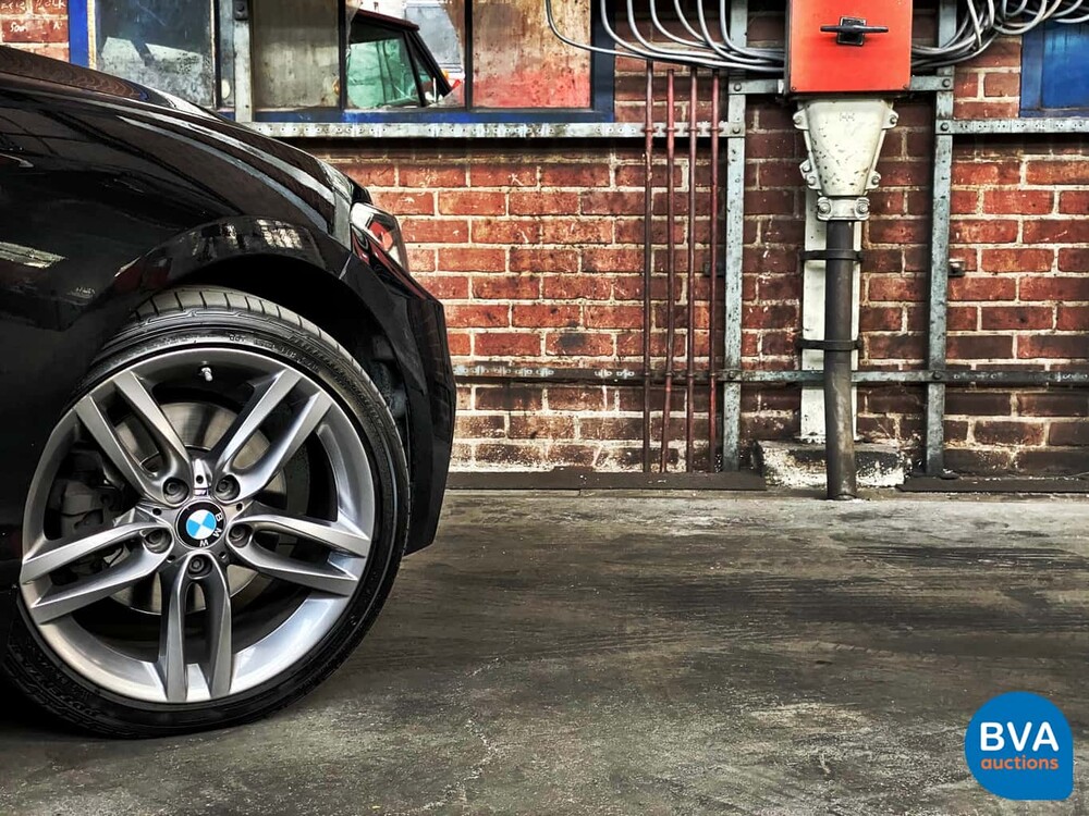 BMW 220d Coupe M-Sport 190pk 2016 2-serie M-Pakket Steptronic