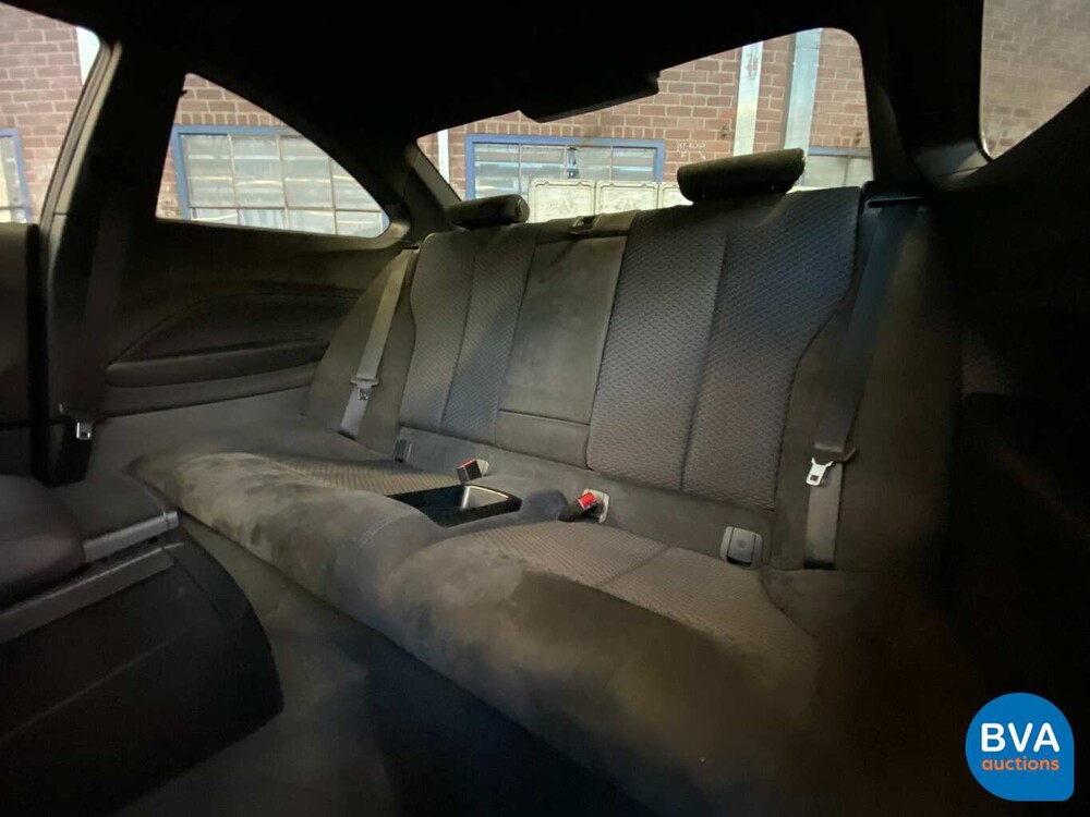 BMW 220d Coupe M-Sport 190pk 2016 2-serie M-Pakket Steptronic