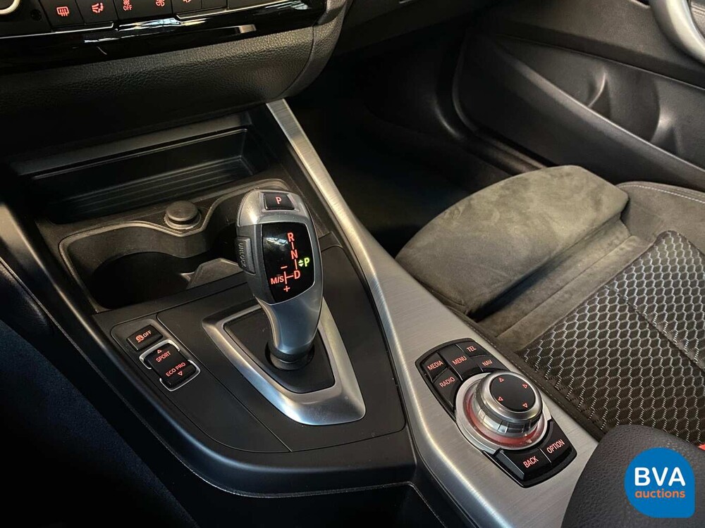 BMW 220d Coupe M-Sport 190pk 2016 2-serie M-Pakket Steptronic