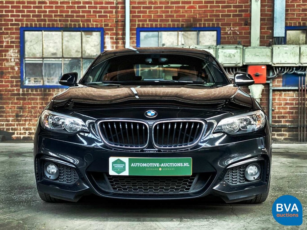 BMW 220d Coupe M-Sport 190pk 2016 2-serie M-Pakket Steptronic
