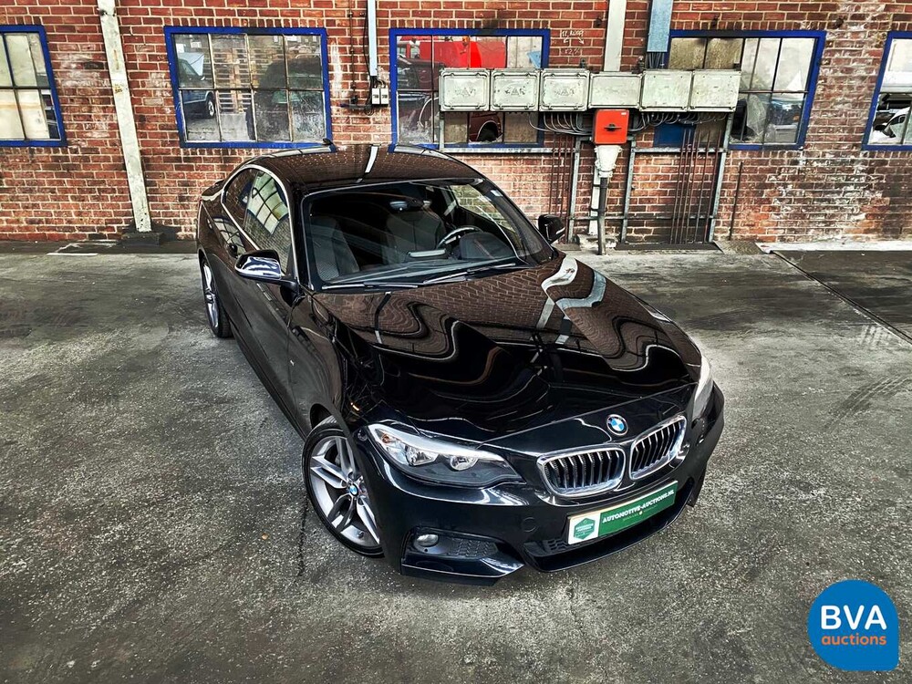 BMW 220d Coupe M-Sport 190pk 2016 2-serie M-Pakket Steptronic