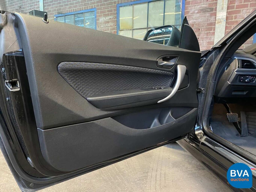 BMW 220d Coupe M-Sport 190pk 2016 2-serie M-Pakket Steptronic