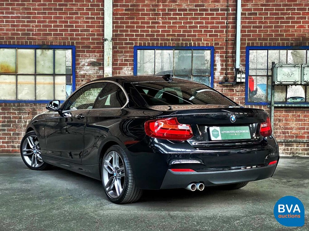 BMW 220d Coupe M-Sport 190pk 2016 2-serie M-Pakket Steptronic