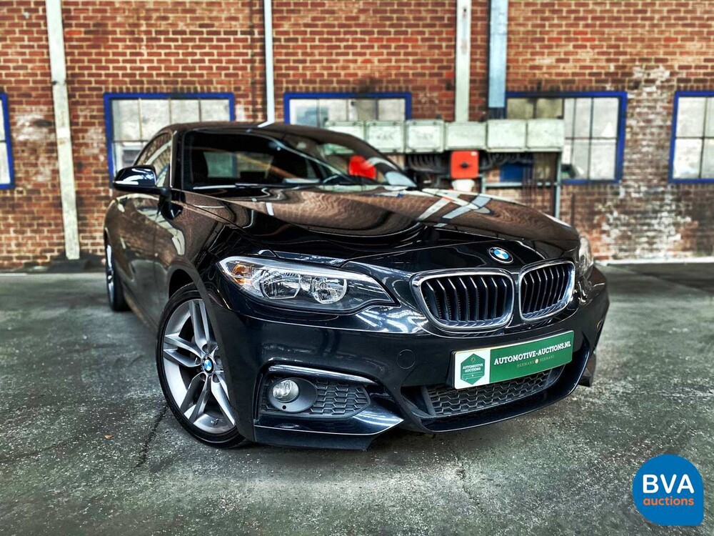 BMW 220d Coupe M-Sport 190pk 2016 2-serie M-Pakket Steptronic