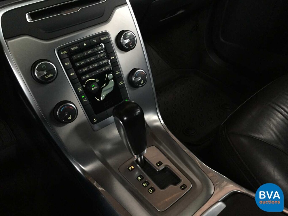 Volvo XC70 D3 Limited Edition 163pk 2011, 75-RXS-7