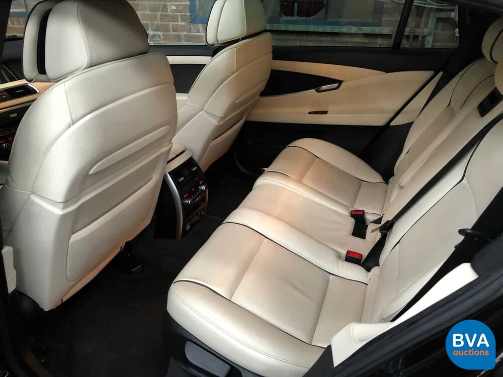 BMW 535d GT xDrive Gran Turismo 5-serie High Executive 313pk 2013, XX-701-P
