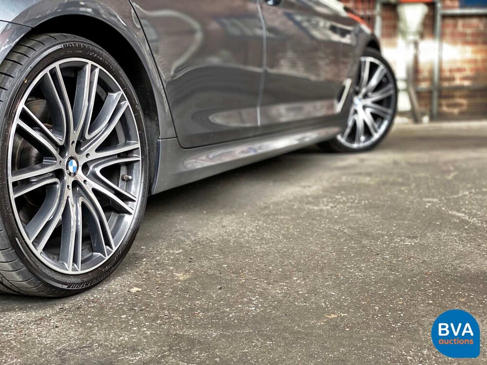 BMW M550d xDrive 400pk 2017 M550 5-serie M-Sport Sedan NW-MODEL