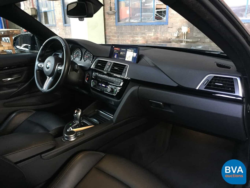 BMW M4 Competition 450pk Drivelogic Coupe 4-serie 2018 M-Performance